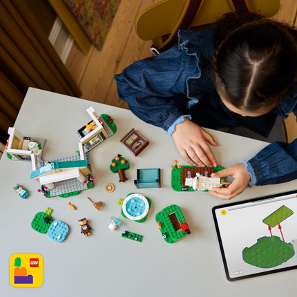 LEGO Animal Crossing Blathers's Museum