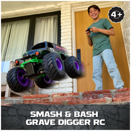 Monster Smash & Bash Grave Digger RC Truck 1:15