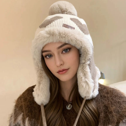 Women’s Heart Pom-Pom Beanie