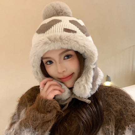 Women’s Heart Pom-Pom Beanie