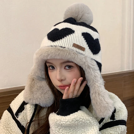 Women’s Heart Pom-Pom Beanie